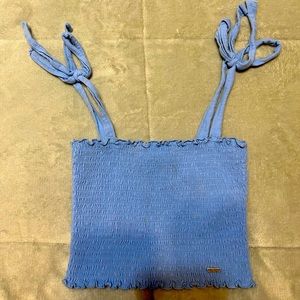 Hollister, size small top. Super cute